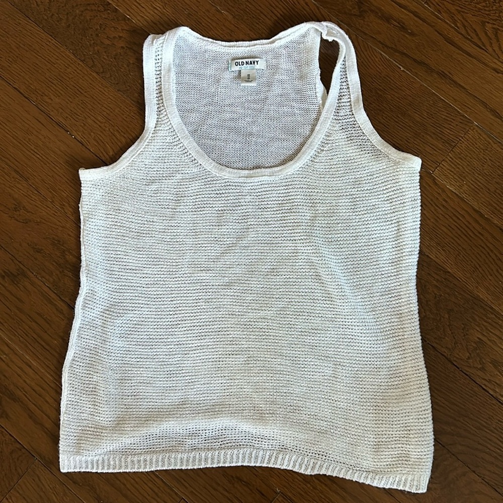 2/$15 Old Navy White Crochet/Knit Tank Top - Size XS